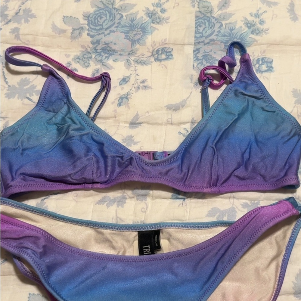Triangle Gradient Bikini Top and Bottom
